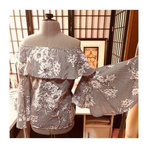 Floral print off-shoulder blouse